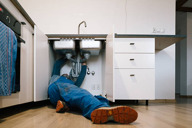 Professional Leak Detection technician working in Hazlet, NJ